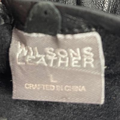 Men’s size large Wilson, leather gloves, black