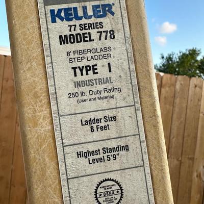 8ft Fiberglass Ladder. (See description)