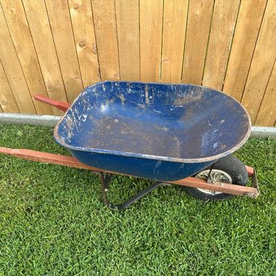 True Temper Wheelbarrow