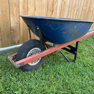 True Temper Wheelbarrow