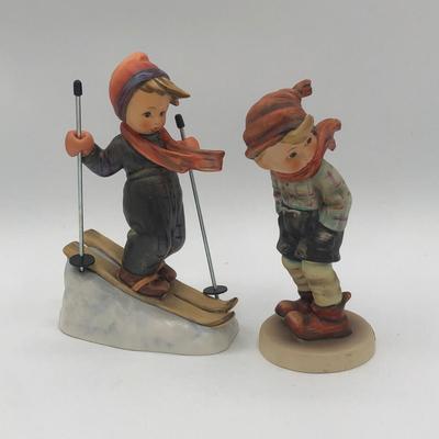 LOT 23D: Vintage Goebel M.I. Hummel Figurines - 1972 5.5inch 