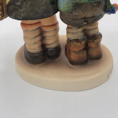 LOT 31D: Vintage Goebel M.I. Hummel Figurines - 1960s/70s 7.5inch 
