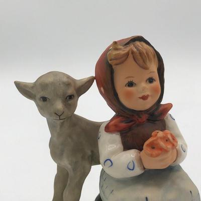 LOT 40D: Vintage Goebel M.I. Hummel Figurines - 1970s 5.5inch 