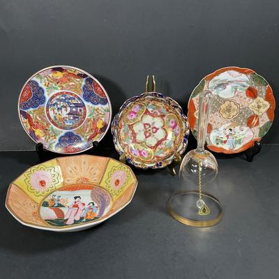 LOT 61B: Vintage Japanese Decorated Plates & Sasaki Crystal & Lead Bell