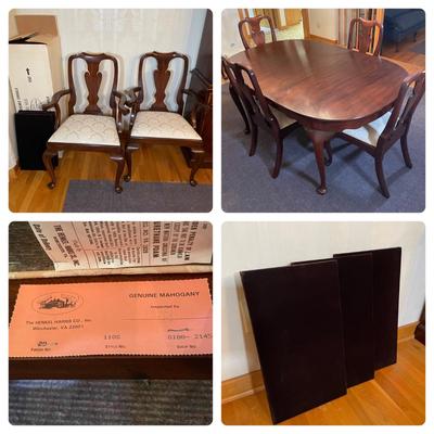 LOT 77D: Henkel & Harris Mahogany Dining Room Table w/ Pads, Extra Leaves & Chairs