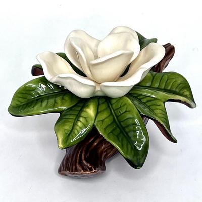 Vintage Ceramic Magnolia