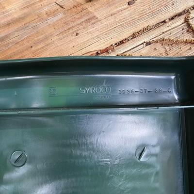 Four Outdoor Plastic Chairs + Table (D-JS)