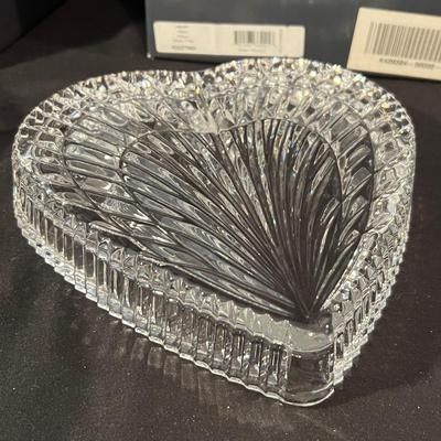 Perfume Bottles, Heart Dishes & More Waterford Crystal Vanity (LR-RG)