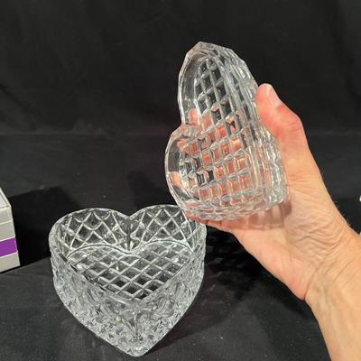Perfume Bottles, Heart Dishes & More Waterford Crystal Vanity (LR-RG)