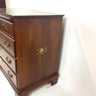 1092 Pennsylvania House Cherry Chippendale Bachelors Chest