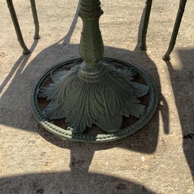 1097 Vintage Hollywood Regency Formica Top Table and Chairs