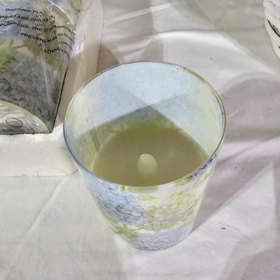 White Basket & Floral Decor Items (B1-JS)