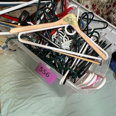 Large tub of good hangers...no wire!