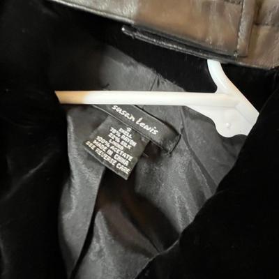 Lot of women's jackets