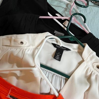Lot of women's tops & sweat shirts