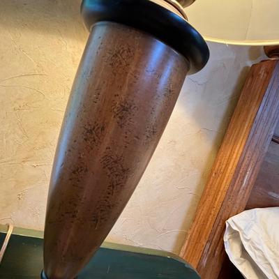 Table lamp