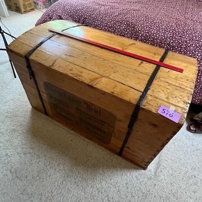 Camel back trunk