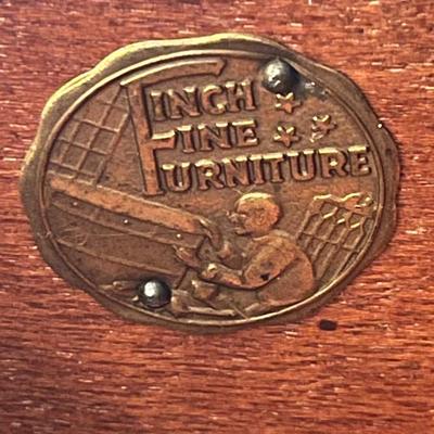 FINCH FINE FURNITURE ~ Vtg. Solid Mahogany China Cabinet