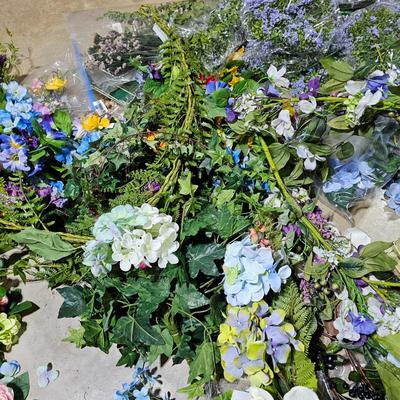Mega Assortment of Artificial Spring Flowers & Garlands with Baskets (B1-JS)