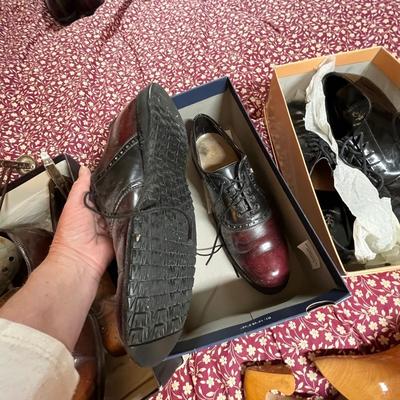 Men's dress shoes