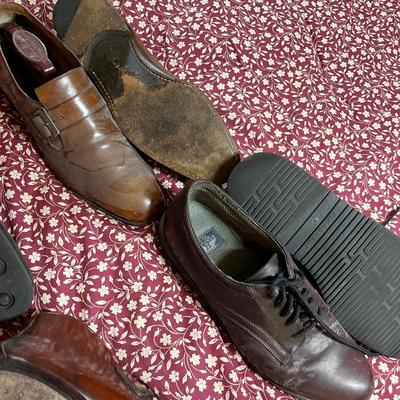 Another lot of brown men's dress shoes