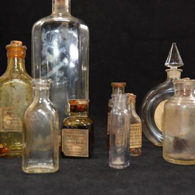 Lot of Antique/Vintage Glass Medicine/Perfume/Tints Bottles