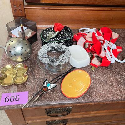 Assorment of items