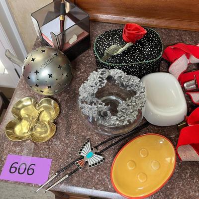 Assorment of items