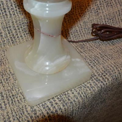 Beautiful MCM Onyx Table Lamp w/ 3 Way Switch 29.5” Tall