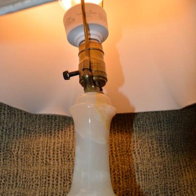 Beautiful MCM Onyx Table Lamp w/ 3 Way Switch 29.5” Tall