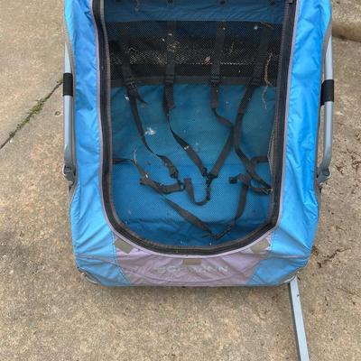 2-Seater Schwinn Kids Bicycle Trailer