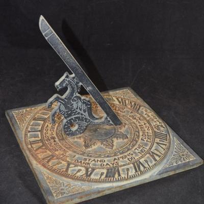 Vintage Virginia Metal Crafters Cast Iron Sundial 9.75”x9.75”x9”