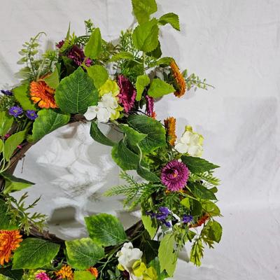 Collection of Spring Floral Wreaths w/ Sterilite Storage Containers (B1-JS)