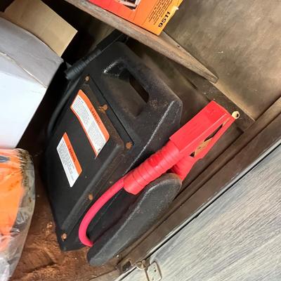 Lot of garage items