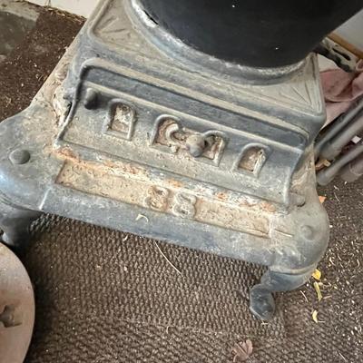 Antique cast iron cook stove