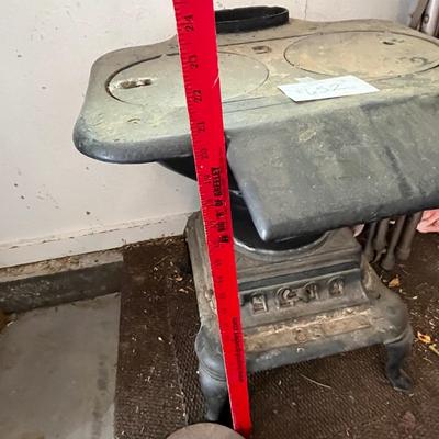 Antique cast iron cook stove