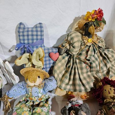 Assorted Country Style Dolls & Animals (B1-JS)