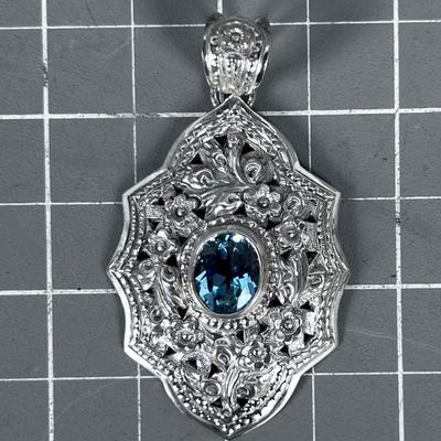 Aquamarine 925 Silver Pendant. Pretty