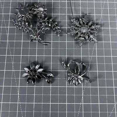 Super lot of Vintage RHINESTONE Pins! (4) 