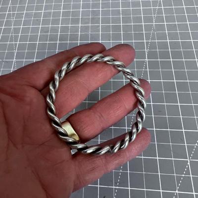 Heavy Bangel Silver Bracelet Twisted