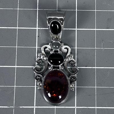 Onyx and Amber 
