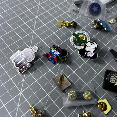 Super Mixed Lot of Pins; U of U, Whinny the Pooh and Super 