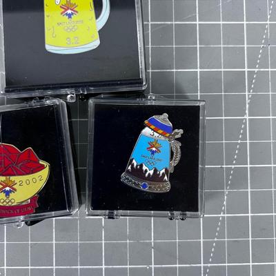 (3) 2002 Winter Olympics Pins in Box - Beer and Red JELLO ®