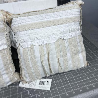 (6) NEW Lace Pillows Small. Shabby Chic