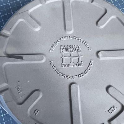 Pampered Chef Deep Dish Baking Pan Round 