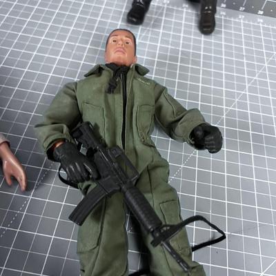 (3) Action Figures; G I Joe and 2 Disney