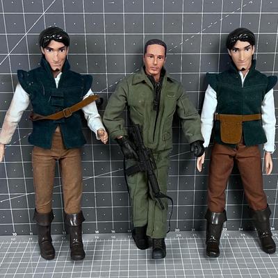 (3) Action Figures; G I Joe and 2 Disney