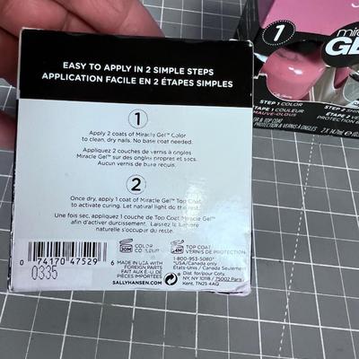 NEW Sally Hansen Top Coat Nails