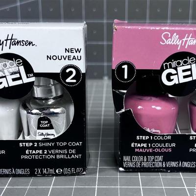 NEW Sally Hansen Top Coat Nails