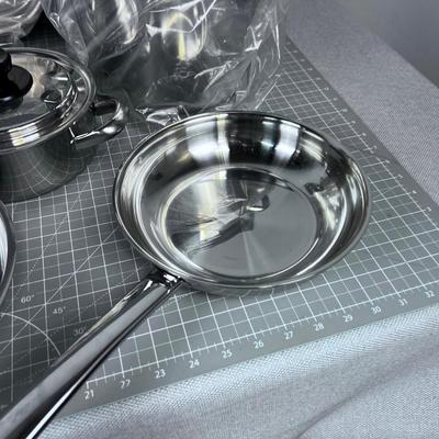 NEOVA Cook Ware Set, STAINLESS Steel by Vitamix